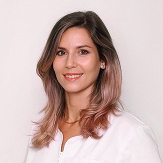 Aida Mata - Especialista en atención al paciente