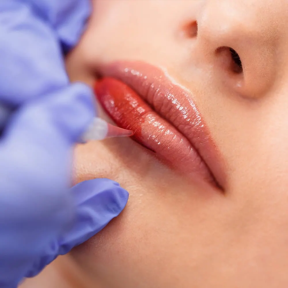 Delineado permanente eyeliner profesional Vila Group Clinic Barcelona